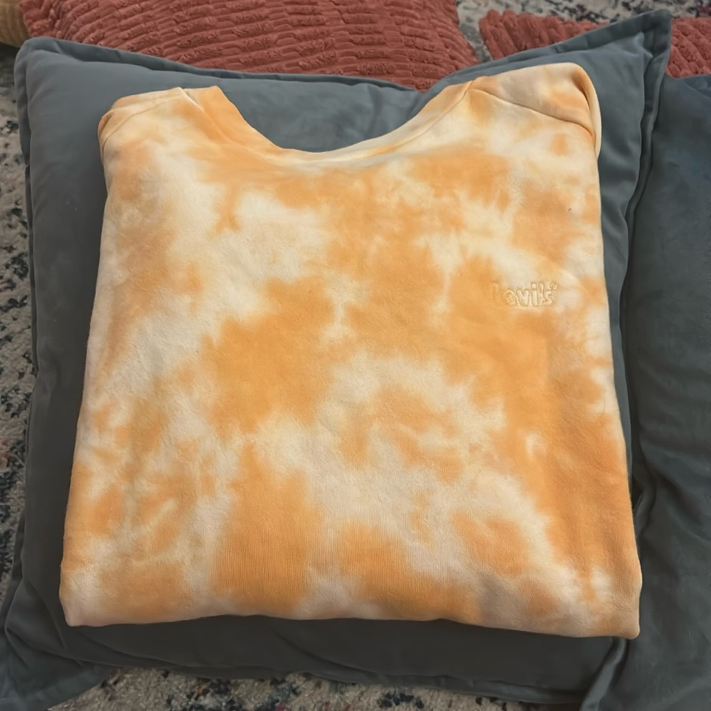 Levi sweatshirt